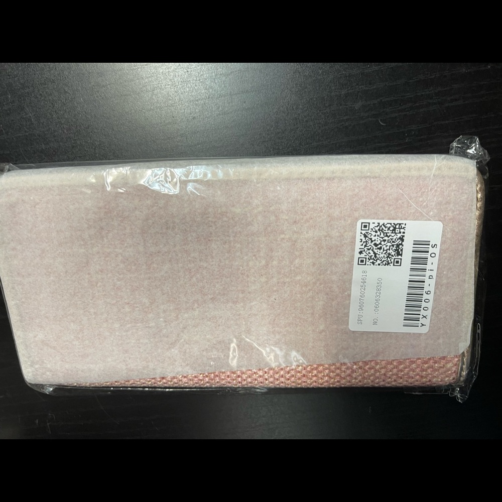 Pink womens zip wallet